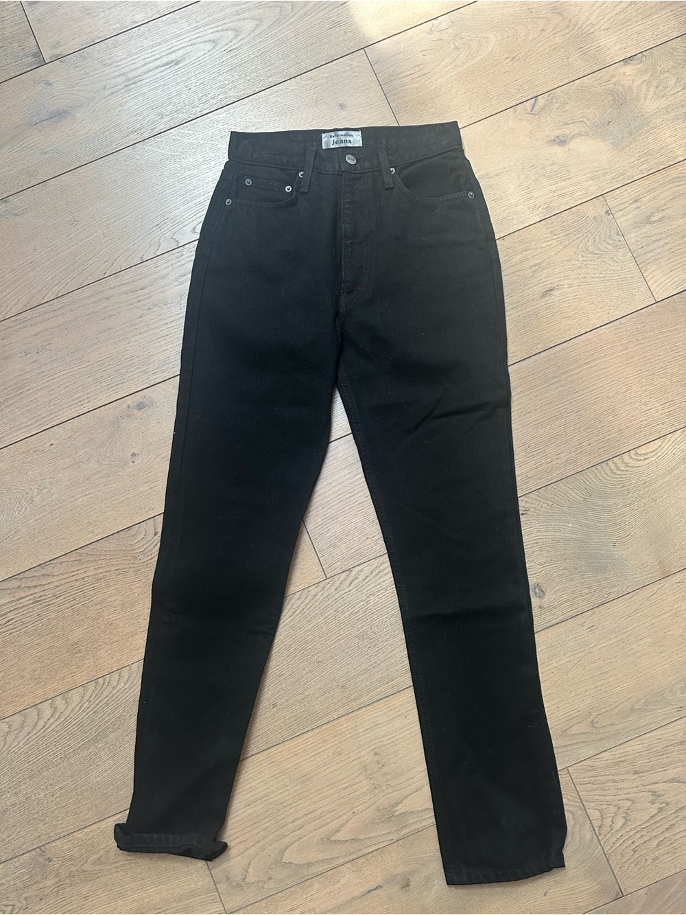 Reformation Women’s Black Straight Leg Jeans